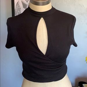 Black ribbed open front top